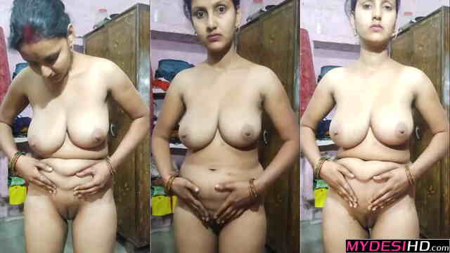 Petite Indian Bengali Bhabhi Nude – Slim Housewife Stripping & Full Frontal